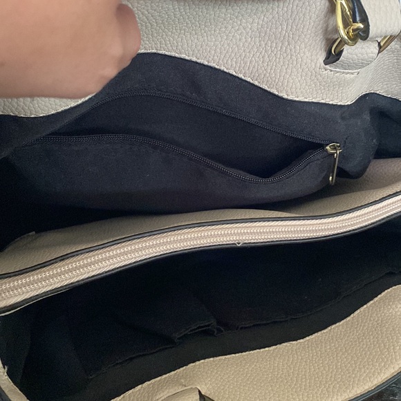 Satchel w/ Pouch - Picture 4 of 6